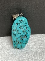 VINTAGE CHUNKY NAVAJO TURQUOISE PENDANT  2 3/8in
