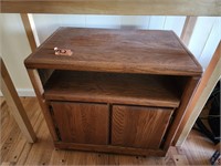 Small cabinet on wheels