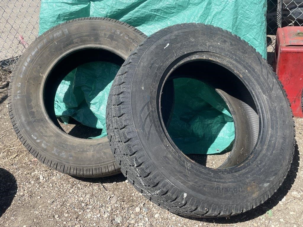 Pair of P274/65R18 tires. Michelin has 3/16”