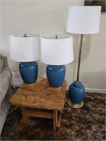 Side Table w/ Lamps