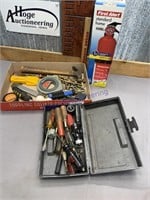 FIRE EXTINGUISHER, SMALL TOOLS, SCREWDRIVERS