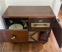 Westinghouse Antique Radio and Record Player