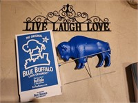 Blue Buffalo Lawn Ornament & Metal Wall Décor