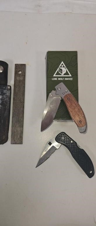 Knives & Sharpener