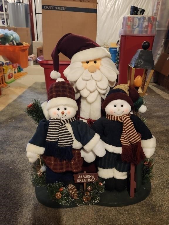 Santa and Snowman Décor