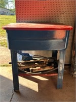 Metal Cleaning Bin with Solvent
