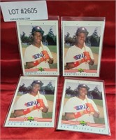 4 1992 KEN GRIFFEY JR. BASEBALL TRADING CARDS
