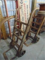 NUTTING WOODEN FEED CART