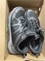Men’s Eddie Bauer Hiking Shoes Size 10 (Pre