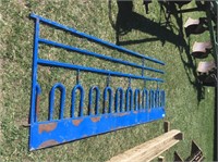 Panel feeder for sheep or goats