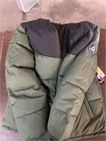 NEW Reebok Men’s Size Medium Reversible Jacket