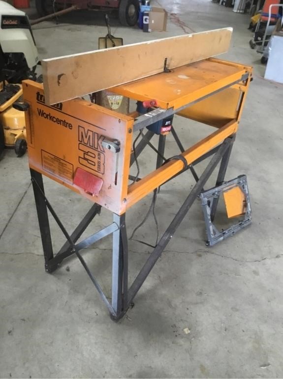Triton Workcentrer jig saw /router Table