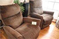 Pair of Lay-Z-Boy Recliners