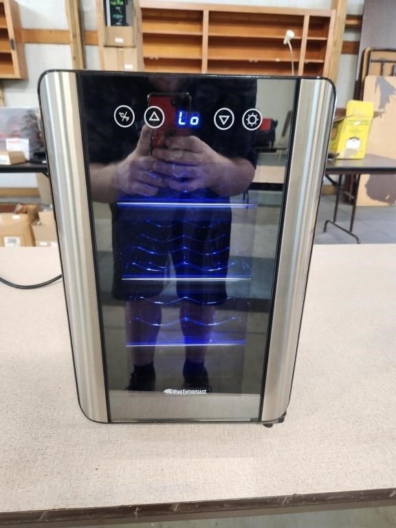 Wine Fridge w/ Touch Control and Light Inside