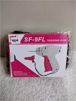 Clothing Tag Gun With Plastic Tags