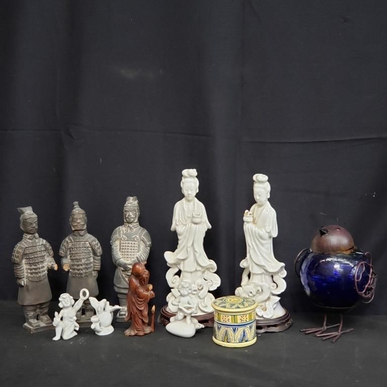 Group of figurines , porcelain, cortura, glass