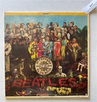 THE BEATLES ...ST PEPPERS LONELY HEARTS CLUB