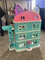 Gabby’s Doll House- Good Usable Condition