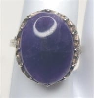 Vintage Sterling Deep Amethyst Ring
Beautiful