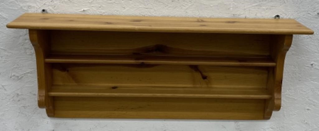 (Q) Wooden Wall Mount 3-Tiered Display Shelf