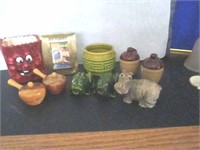 Misc. Lot-S&P Shakers,Frogs,Metal Pic Frame,