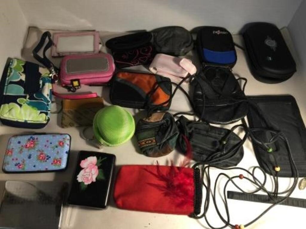 CASES AND PHONE HOLDERS LOT