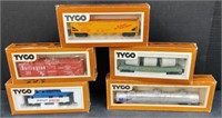 (Y) Model Trains Tyco Brand 

5"-9" Cars