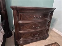38 X 33 X 18" PAIR(2) OF BEDSIDE TABLES w/ DRAWERS