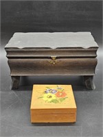 (2) Hinged Wooden Dresser Boxes