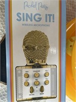SING IT WIRELESS MICROPHONE