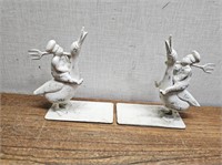 2 Cast IRON BOOK Ends
