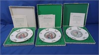 3 Royal Doulton Christmas Plates in box