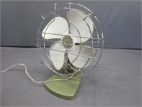 *Vintage Green Desk Fan