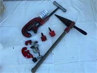 Pipe Cutter and Debur Tool