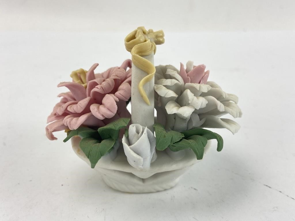 Small Porcelain Bouquet Basket