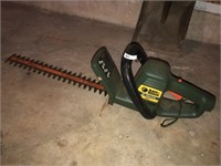 B&D Electric Hedge Trimmer
