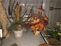 Flower Arrangments + Baskets in Group