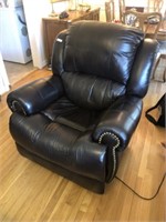 Black Leather Electric Recliner (Looks like new)