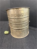 Vtg Bromwell’s 3 Cup sifter