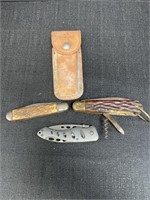 Vtg pocket knives and case