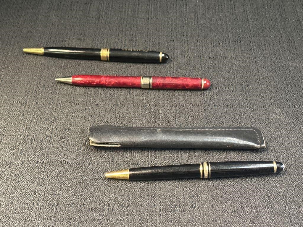 Montblanc Meisterstuck fountain pen w/leather