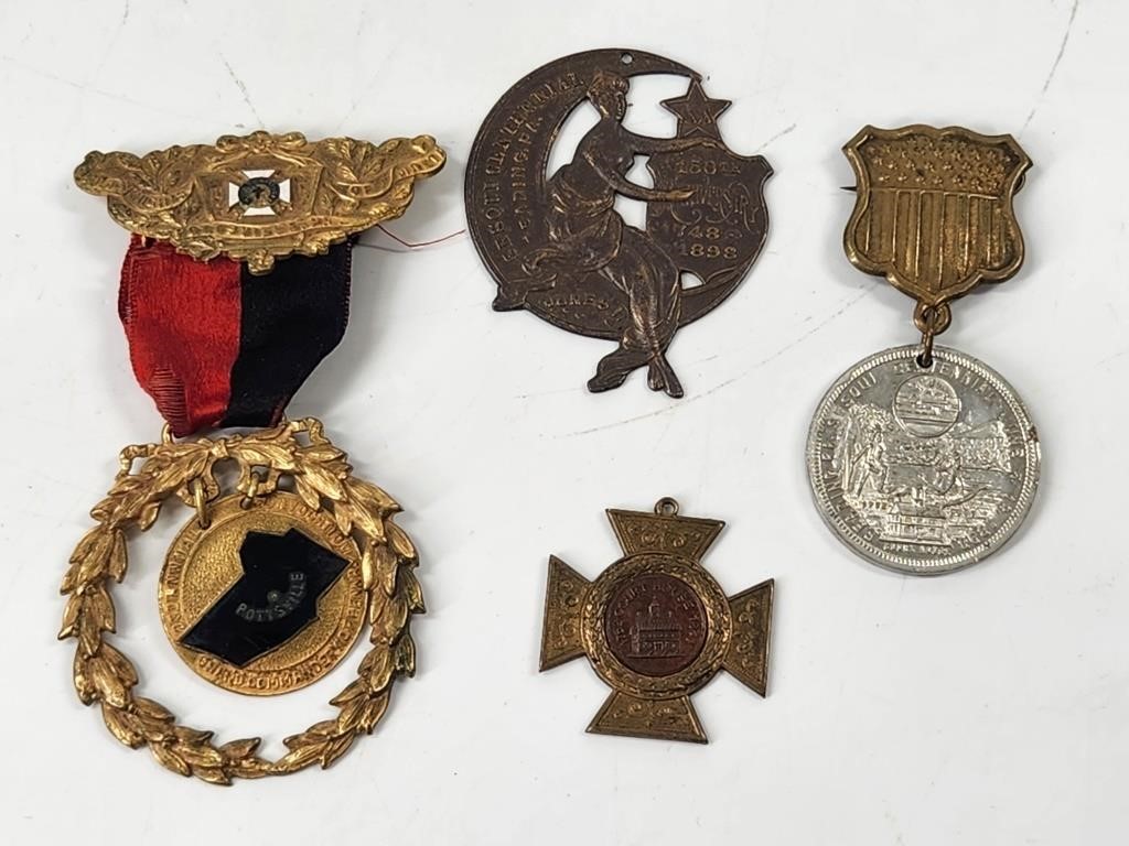 ASSORTED LOT OF ANTIQUE MEDALS