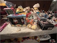 LOT OF TOYS WITH BERENSTAIN BEARS, MICKEY