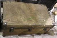 Antique military footlocker with interior tray,
