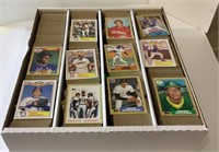 Sports cards - 3200 count box full of 1987 Topps