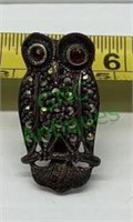Vintage sterling silver owl pin    808