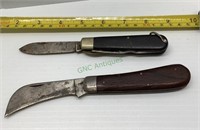 Vintage pocket knives Kutmaster and Camilus   1733