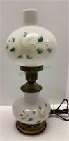Vintage Gone with the Wind-style lamp measure 17