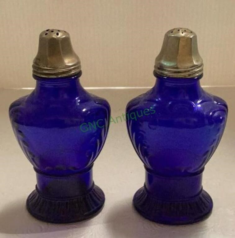 Vintage cobalt blue salt and pepper shaker set.