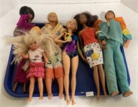Tray lot of assorted Barbie and Ken’s including